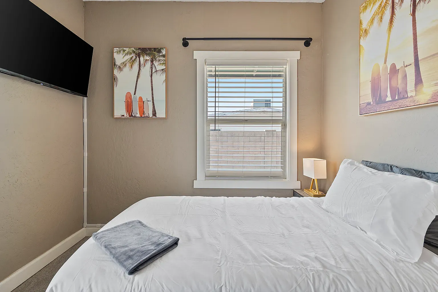 3 bed, 1035 sqft, $2,395 — Photo 4