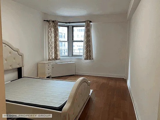 Rented by Medow Property | media 6