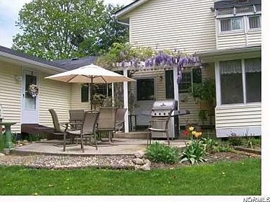 2nd image of 24247 Forestview Dr