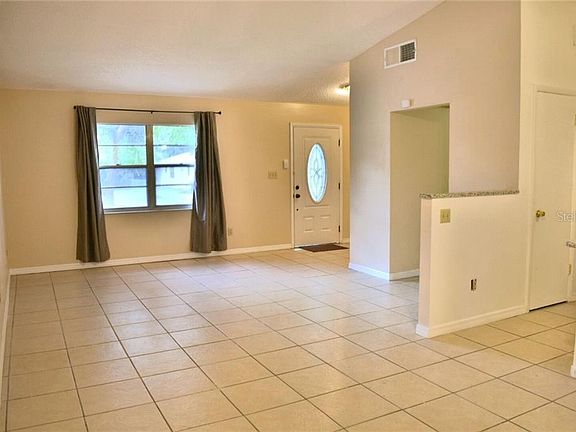 4th image of 6201 Rhythm Blvd