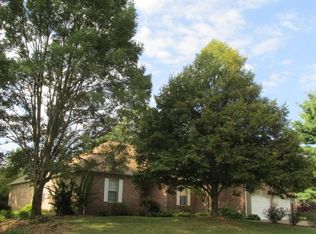2210 Tam O Shanter Dr, Mount Vernon, IN 47620