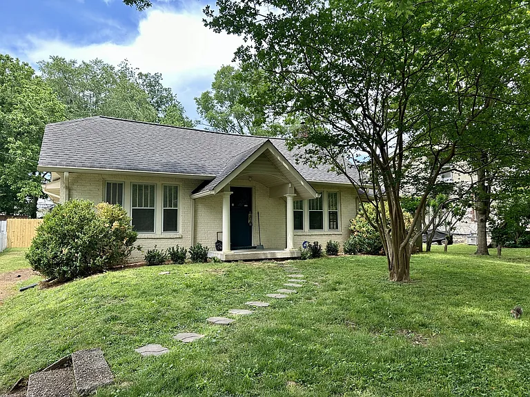 4208 Murphy Rd — Photo 2