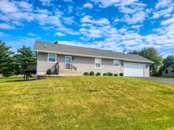 1-5 & 6 Grandview Dr, Lanark, IL 61046