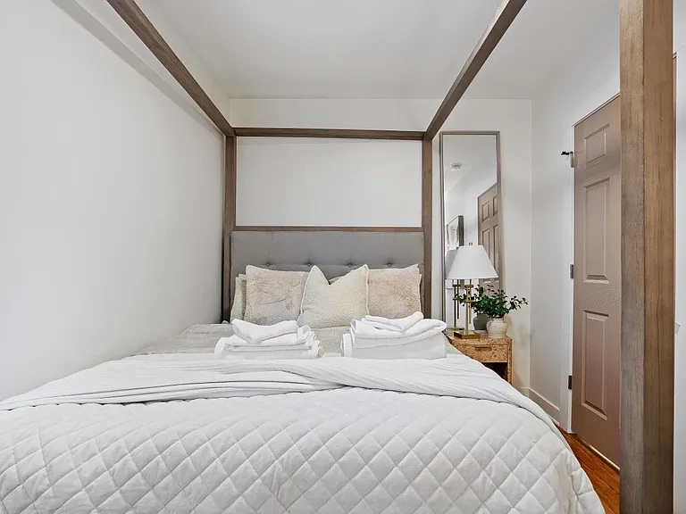 919 Hannah Ave — Photo 17