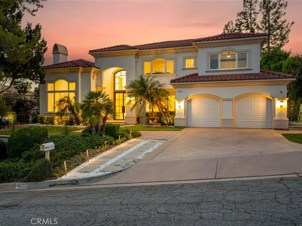 350 Starlight Crest Dr, La Canada Flintridge, CA 91011