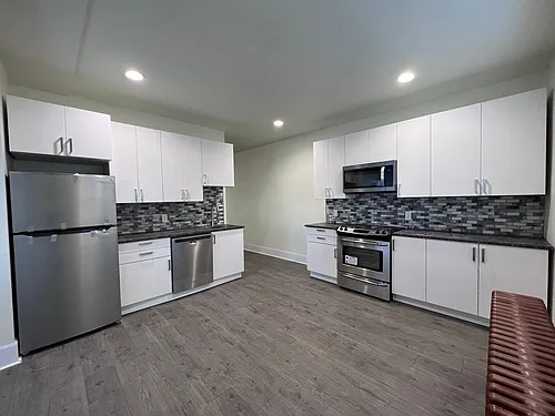 2513 Spring St Photo 1