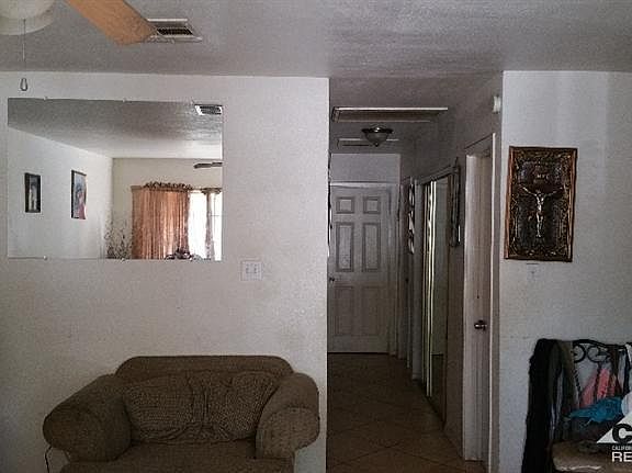 5th image of 83728 Manzanita Ave