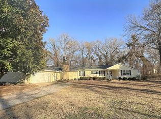 1208 Jamestown Dr, Tahlequah, OK 74464