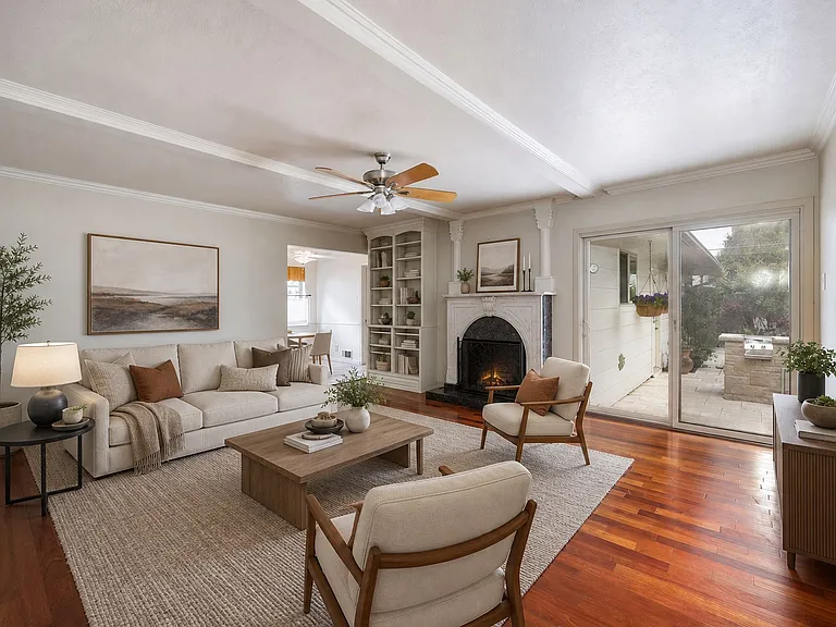 1404 Seminole Dr — Photo 2