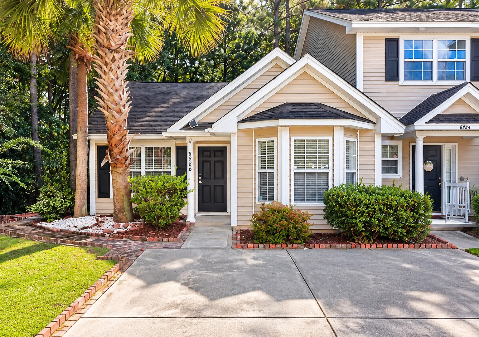 Easy One-Level Living in North Charleston — Photo 1