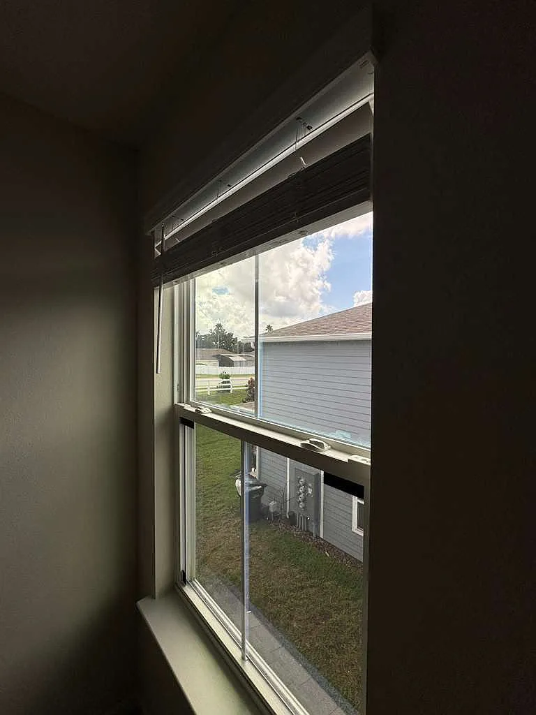 3 bed, 2.5 bath, 1782 sqft, $2,400 — Photo 2