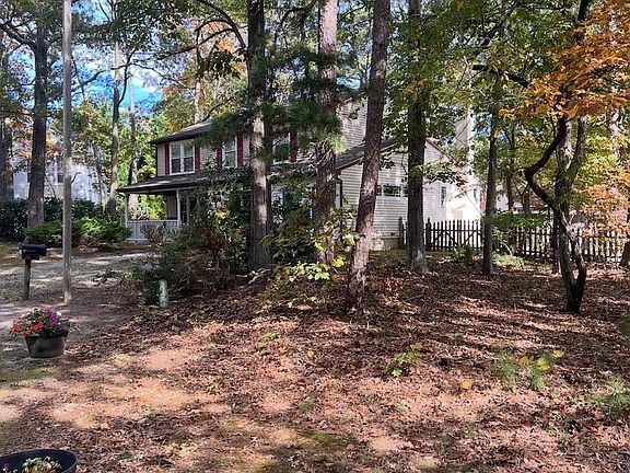 2nd image of 18 Grist Mill Pl