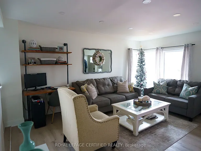 93 Grass Ave — Photo 6