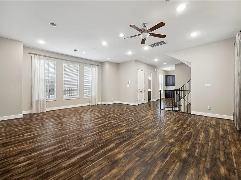 1218 W 23rd St #B — Photo 7