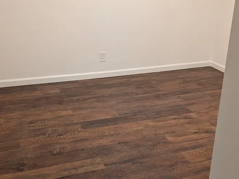 371 W Lexington Dr #4 — Photo 7