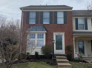 7032 Gatton Sq, Alexandria, VA 22315