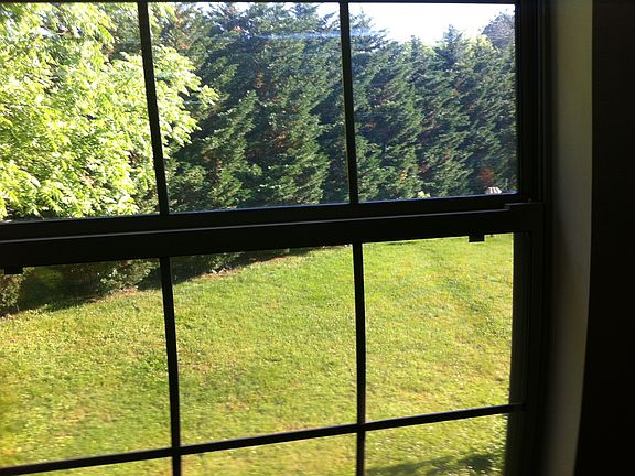2nd image of 731 Panther Creek Ct