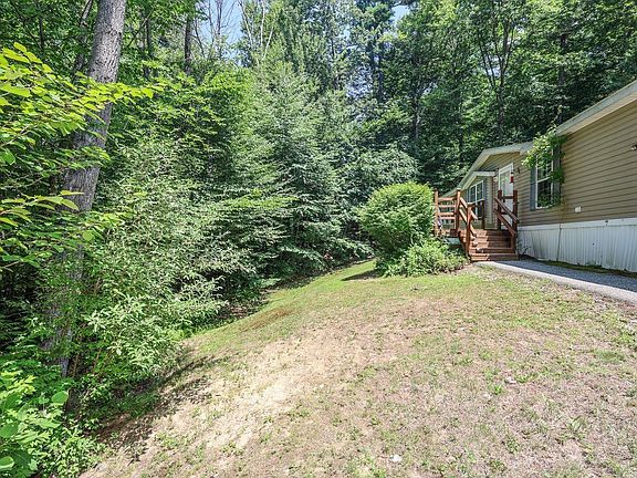 2nd image of 189 Cote Hill Road