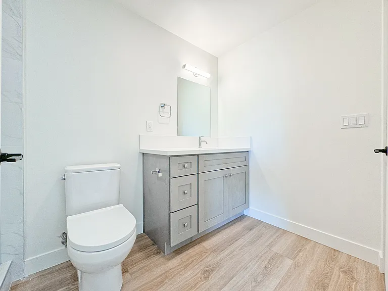 1743 Armacost Ave — Photo 44