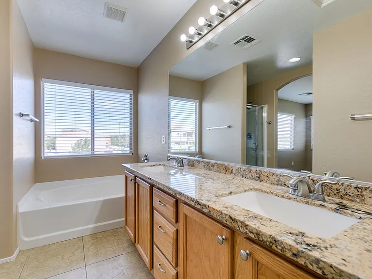 8944 Bandinella Ave — Photo 36