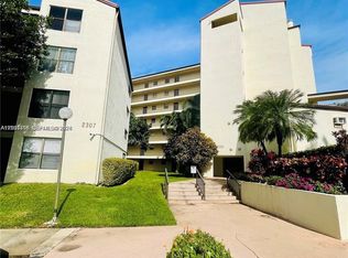2309 S Cypress Bend Dr APT 113C, Pompano Beach, FL 33069