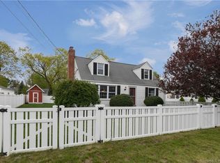 6 Foote Rd, East Haven, CT 06512