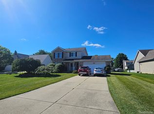4426 Maple Pointe Trl, Grand Blanc, MI 48439