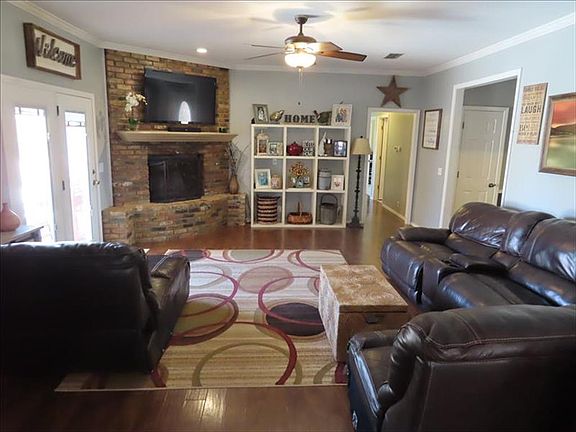 4th image of 6700 Blossom Ct