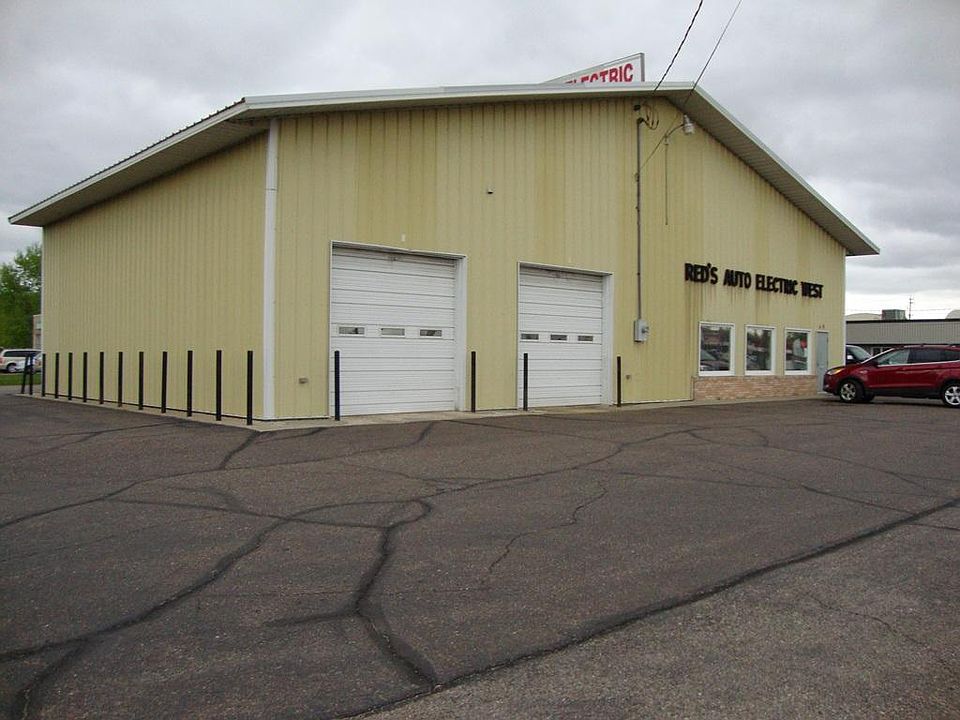 1st image of 49 2nd Ave S