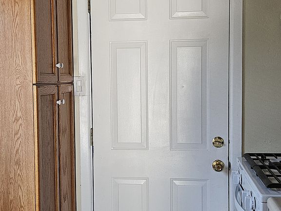 5th image of 2722 N Warren Ave