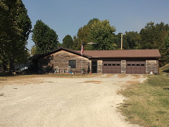 2nd image of 5088 Dawson Ln