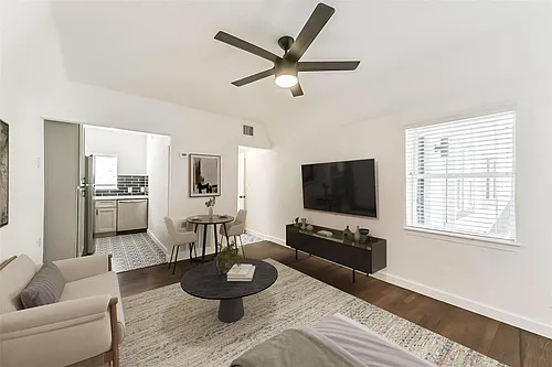 415 Fairview Ave #4 Photo 1