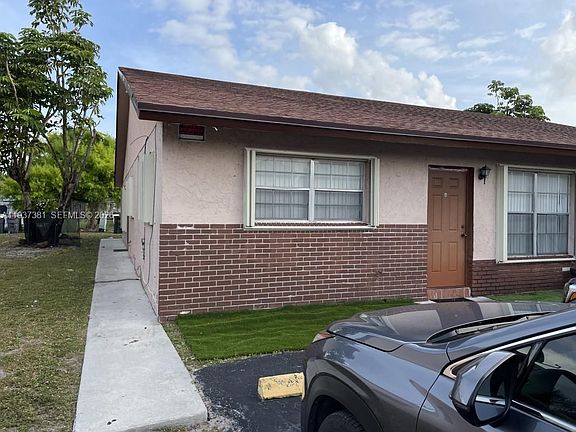 4th image of 1471 NW 22nd St