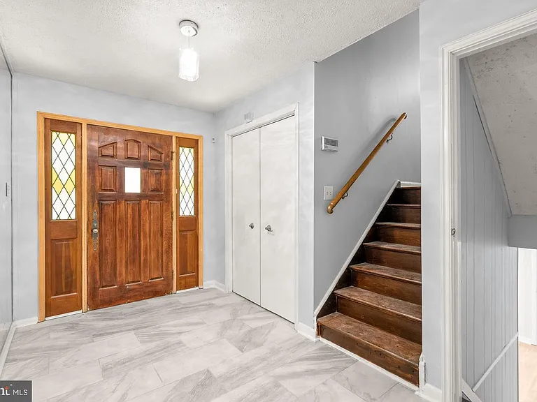 9409 Croom Acres Dr — Photo 8