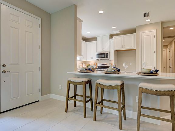 5th image of 8064 Calle Canovas Ct