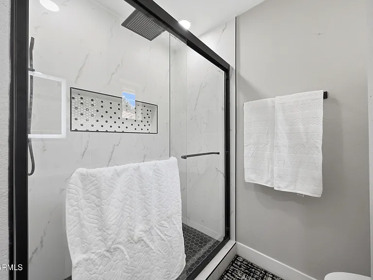 10432 W Avalon Dr — Photo 48