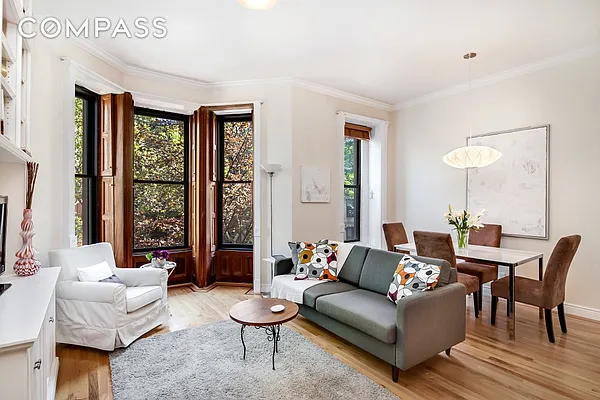 Sold by Compass | media 2