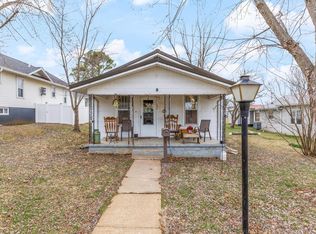 107 N School St, Desloge, MO