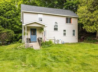 8370 1st Ave, Onekama, MI 49675