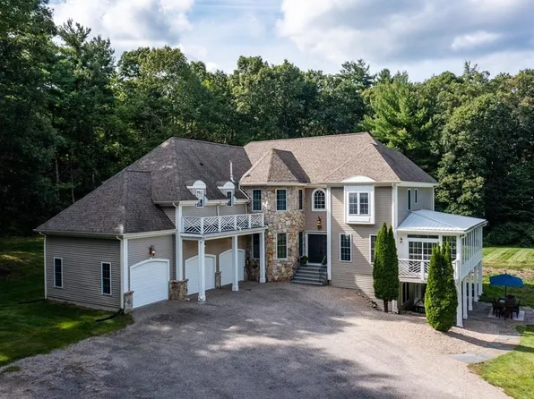 170 North St, Belchertown, MA 01007