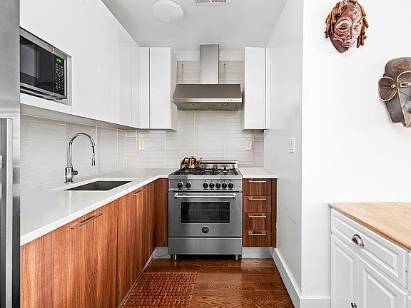 4th image of 159 W 126th St APT 3B