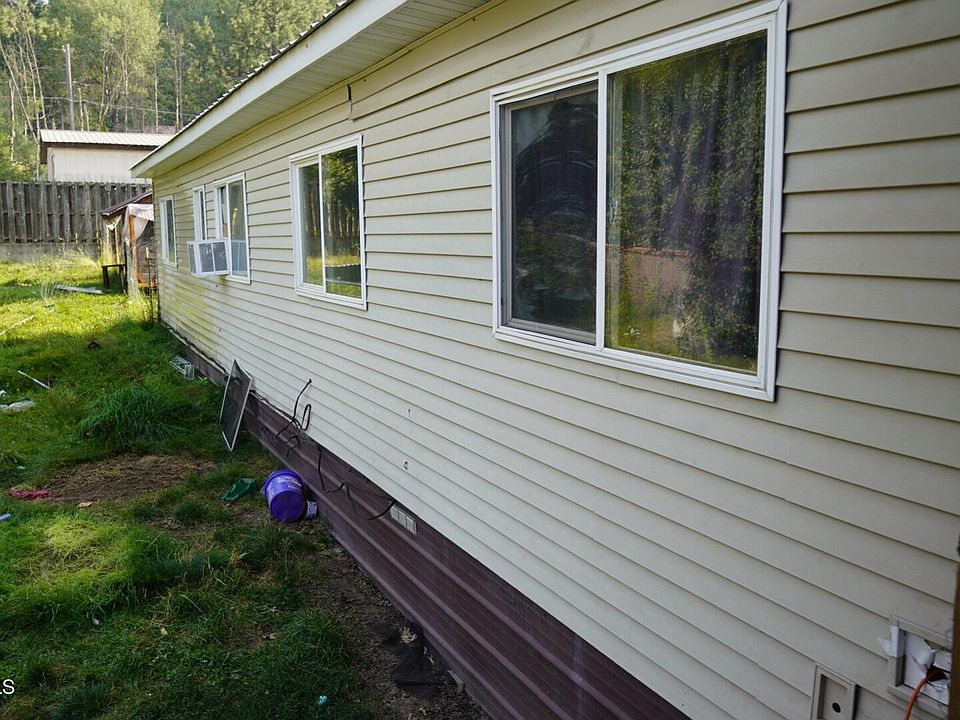 1st image of 619 E Valley St S