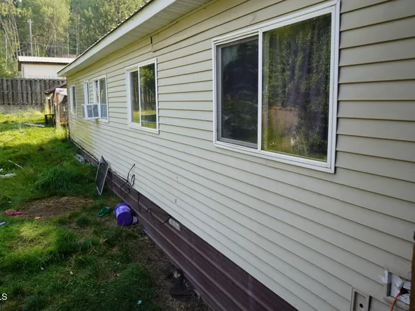 619 E Valley St S, Oldtown, ID 83822