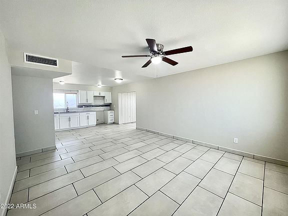 3rd image of 4528 W Eva St