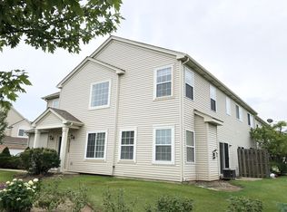 63 E Haines Dr #63, Grayslake, IL 60030