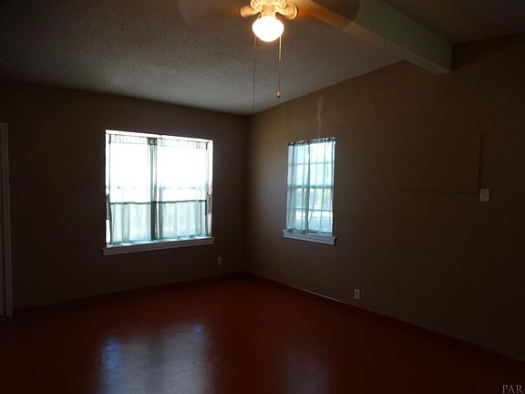 4th image of 107 Aquamarine Ave