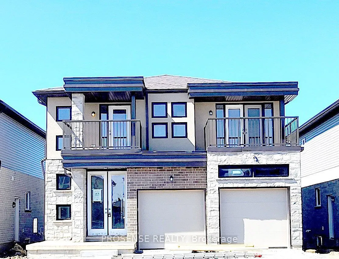 4 bed, $2,700 — Photo 1