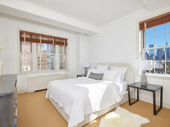 28 East 70th Street image 13 of 19