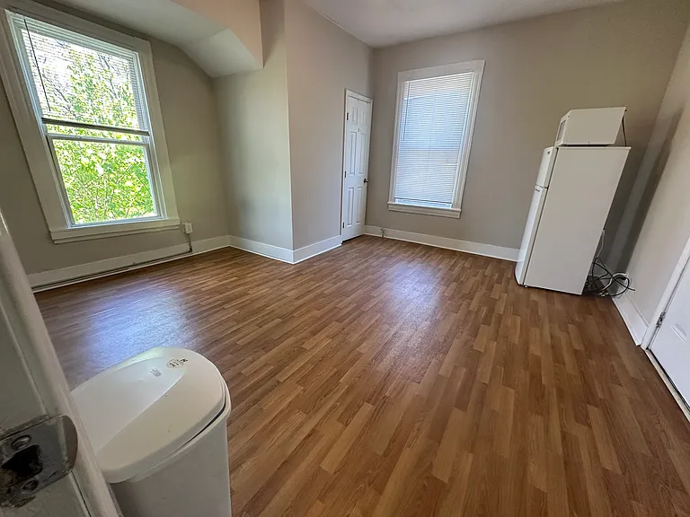 1527 Mechanicsville Tpke #1 — Photo 7