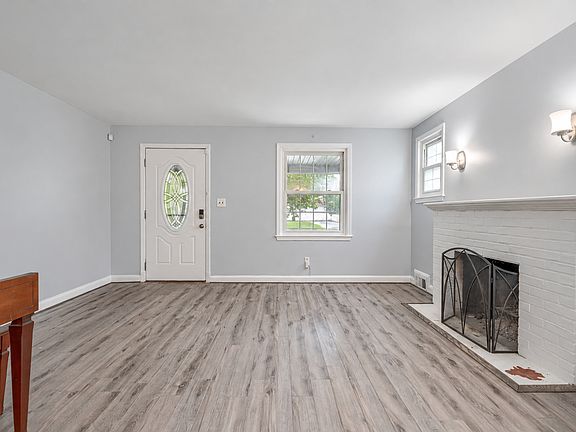 2nd image of 804 Walker Ave
